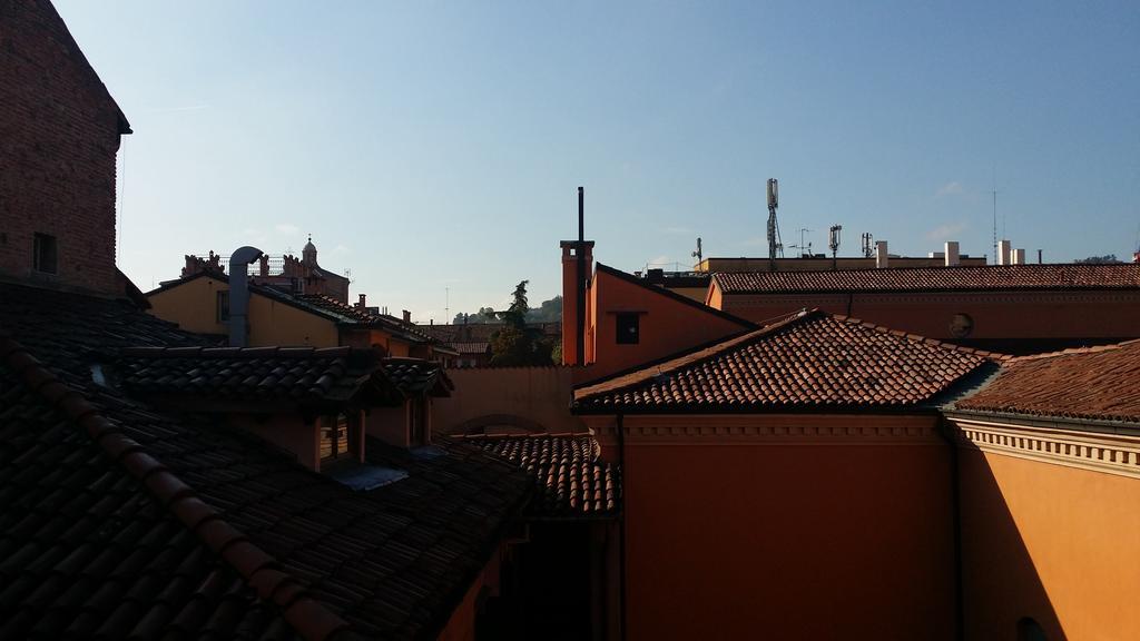 Mansarda Santa Margherita Apartman Bologna Szoba fotó